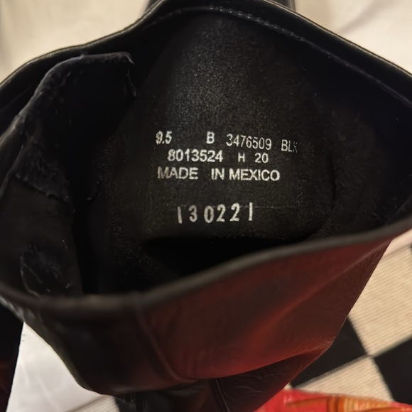 Frye Black Leather Slouchy Booties - size 9.5 - Picture 9 of 12